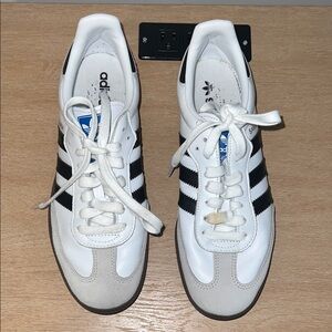 Adidas Women. Samba size 9.  White and Black Classic Sneakers